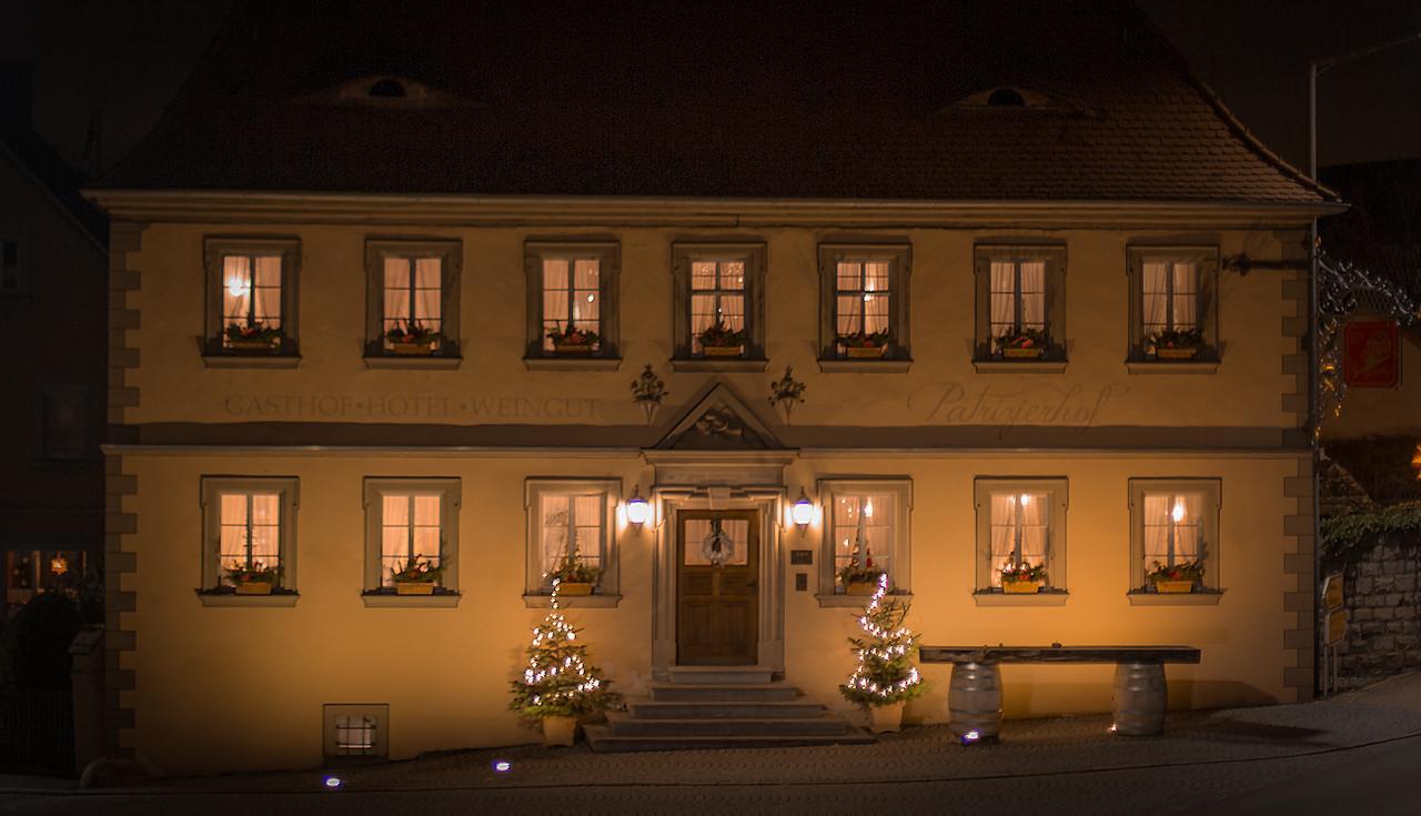 Der Patrizierhof - Weingut Gasthof Hotel - Familie Grebner Grosslangheim Exteriör bild